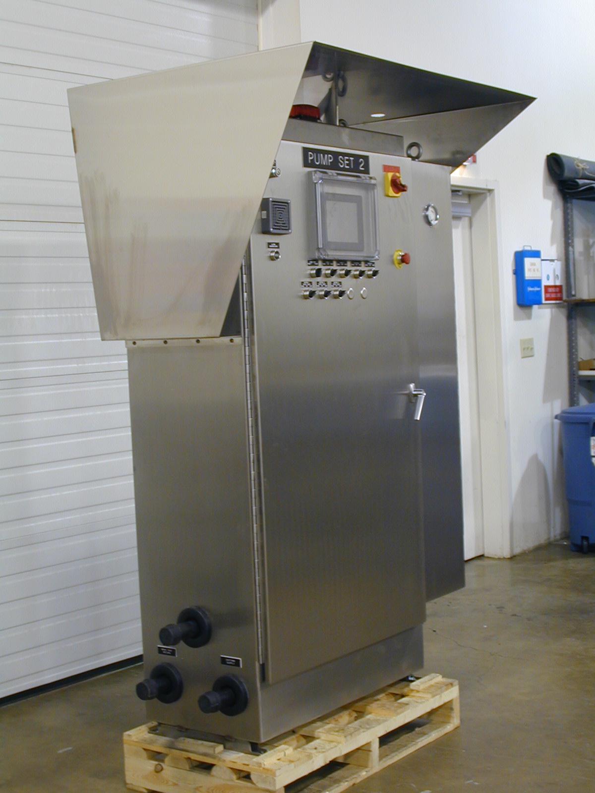 SmartPump Control Cabinet with Shade Canopy